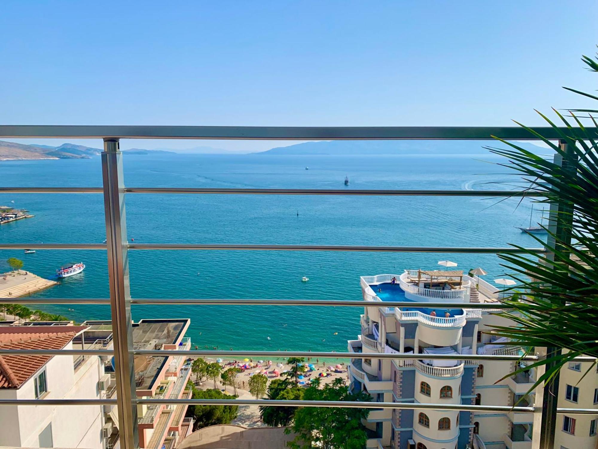 Beach&Seaview With Terrace ساراندا المظهر الخارجي الصورة